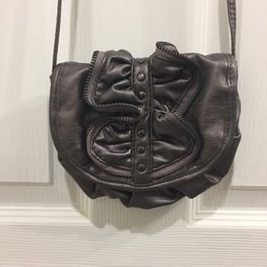 EUC Metallic crossbody purse